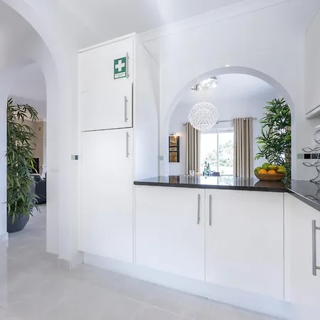 Villa Ruby Budens