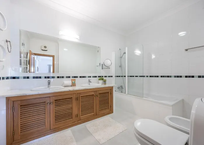 Ruby Вилла Буденш